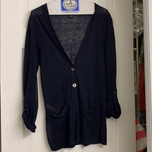 Cardigan. Buttoned navy blue